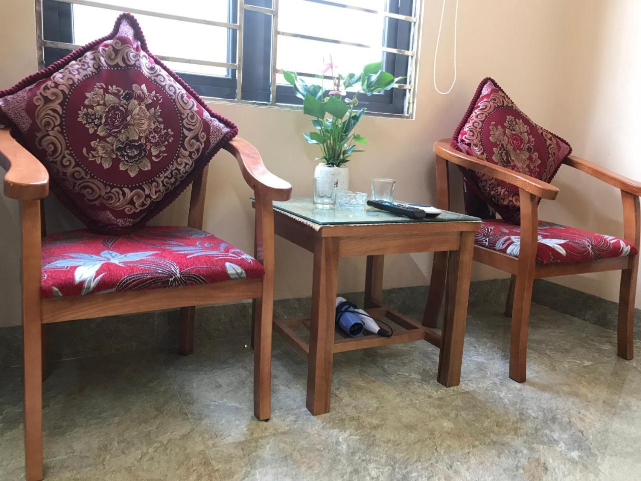 Nhatmaihostel Dong Khe Sau エクステリア 写真